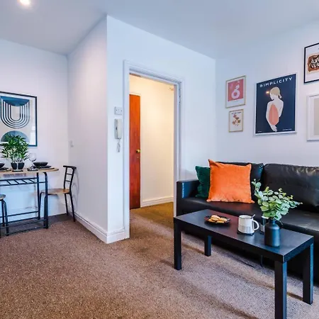 Cozy And Stylish 1 Bedroom Flat In Warrington Exterior photo